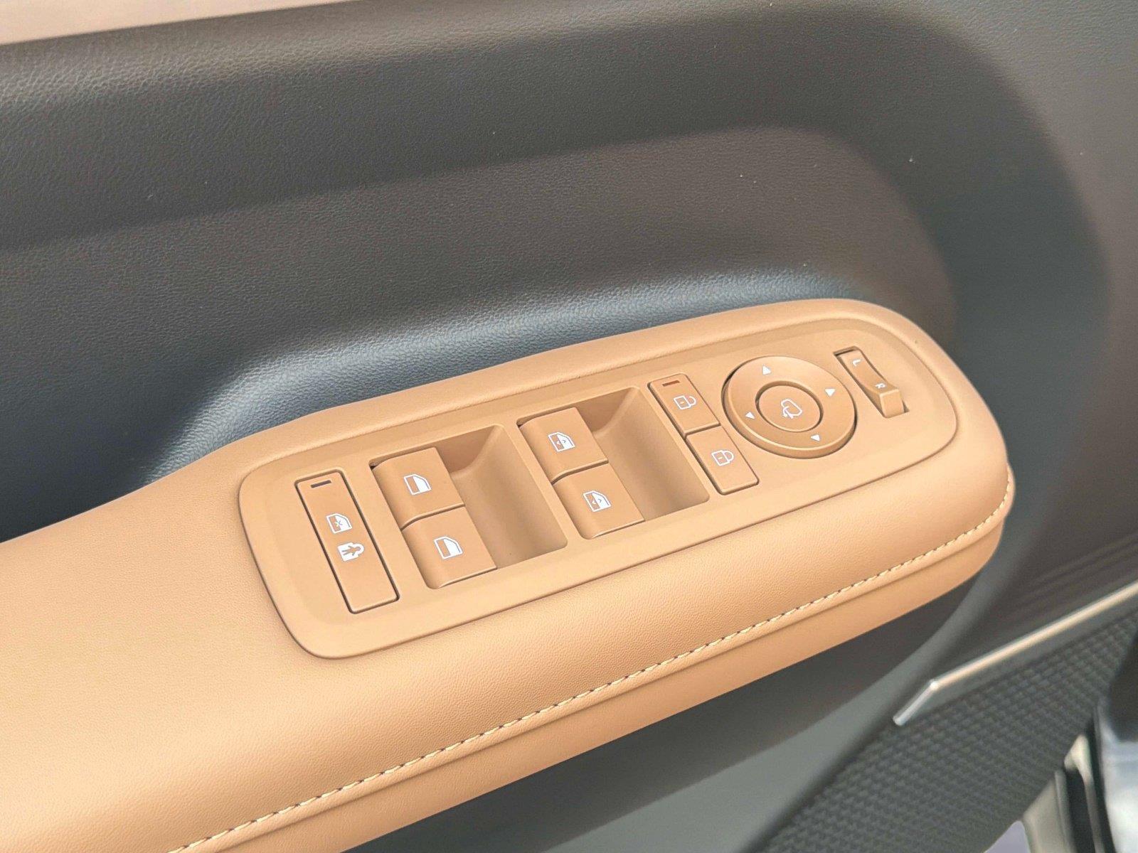2027 Hyundai Santa Fe Limited 6P