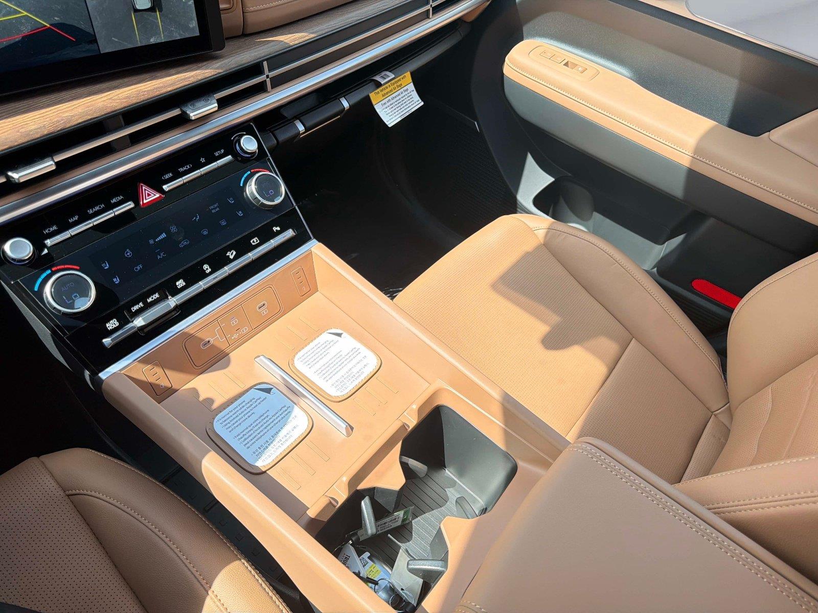 2027 Hyundai Santa Fe Limited 6P
