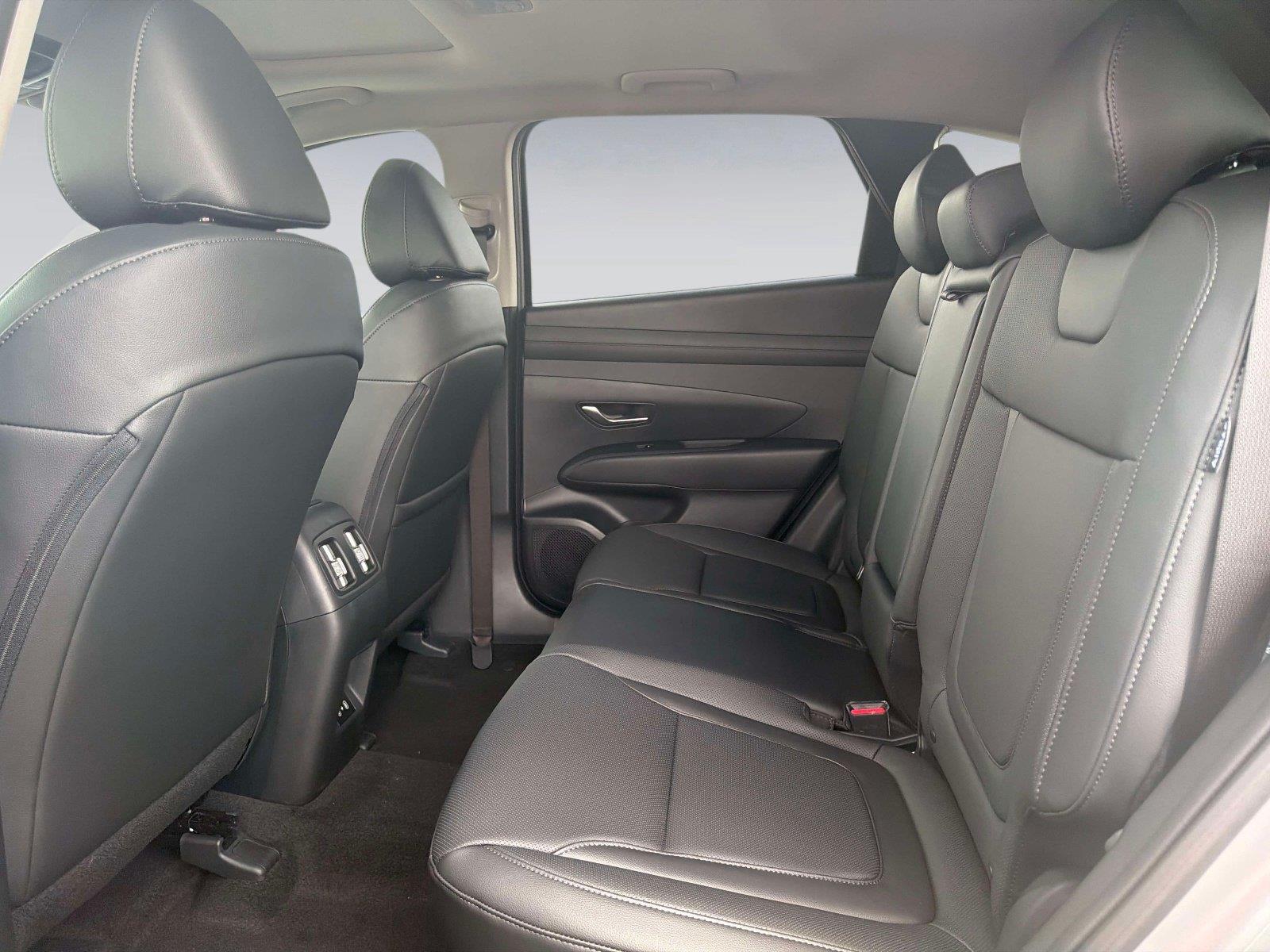 2026 Hyundai Tucson Hybrid SEL