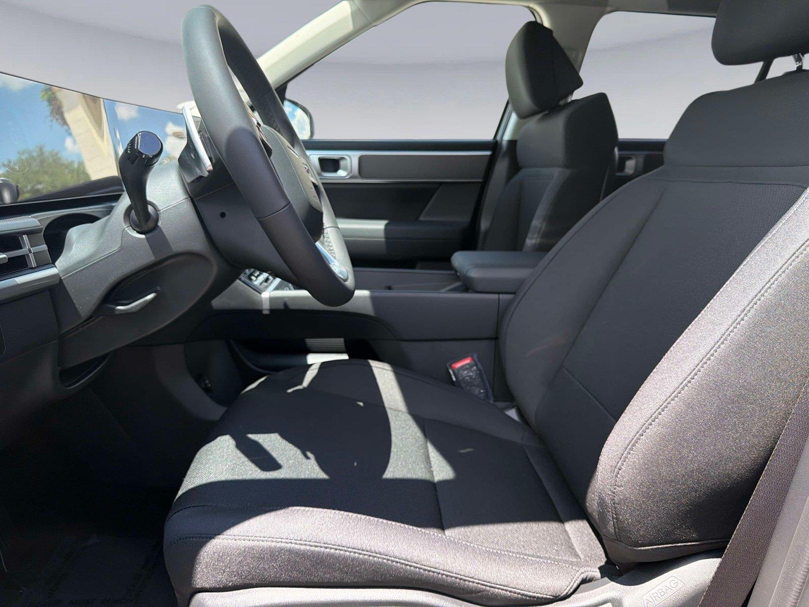 2027 Hyundai Santa Fe SE