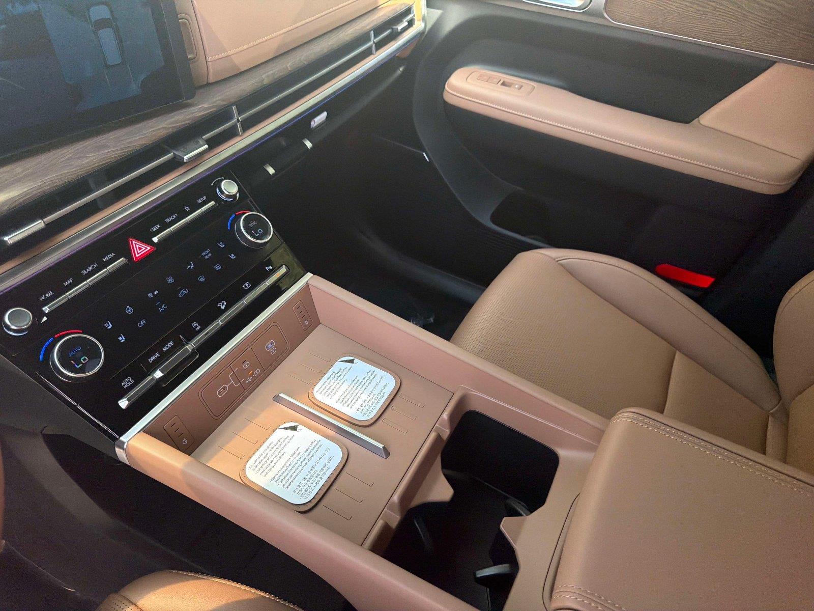 2027 Hyundai Santa Fe Limited 6P