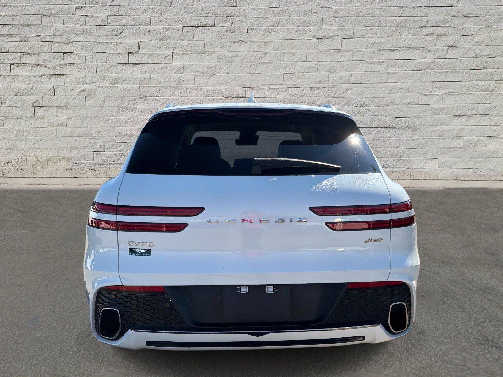 2025 Genesis GV70 2.5T