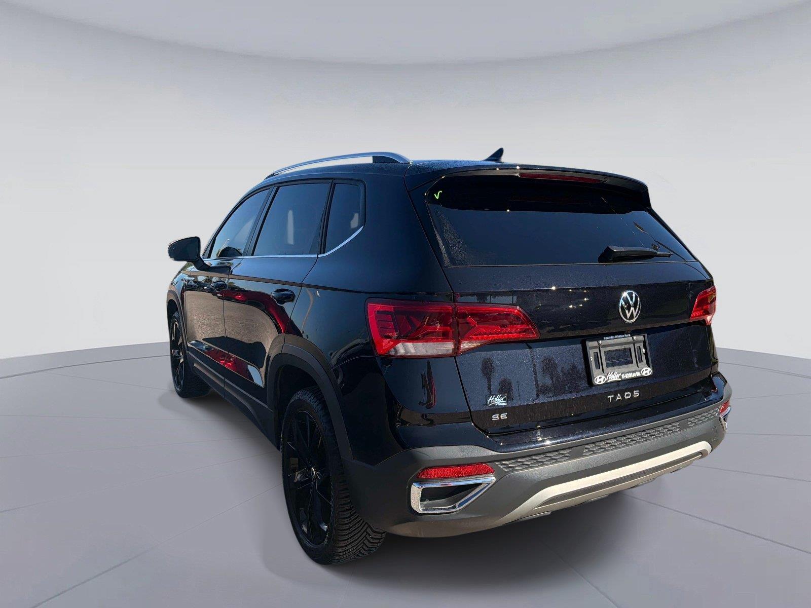 2024 Volkswagen Taos SE