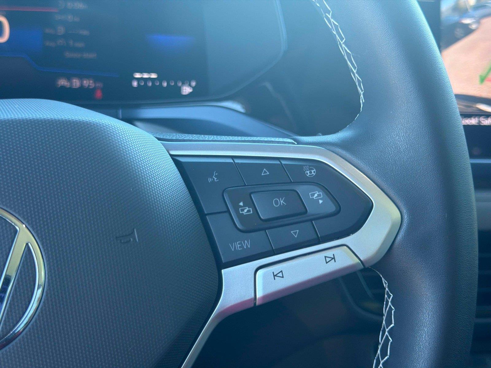 2024 Volkswagen Taos SE