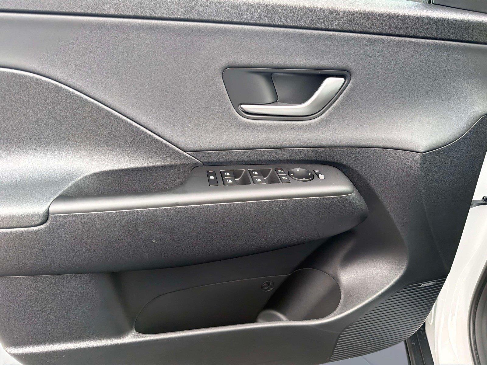 2027 Hyundai Kona SEL Premium