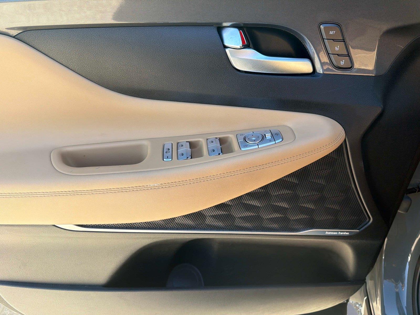 2022 Hyundai Santa Fe Calligraphy
