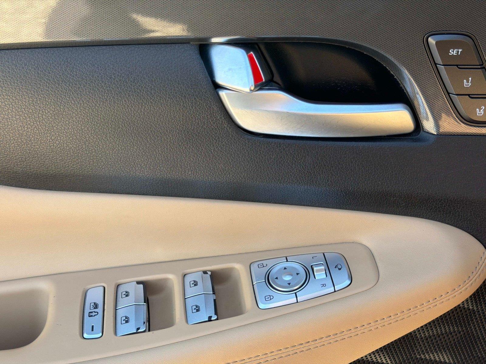 2022 Hyundai Santa Fe Calligraphy