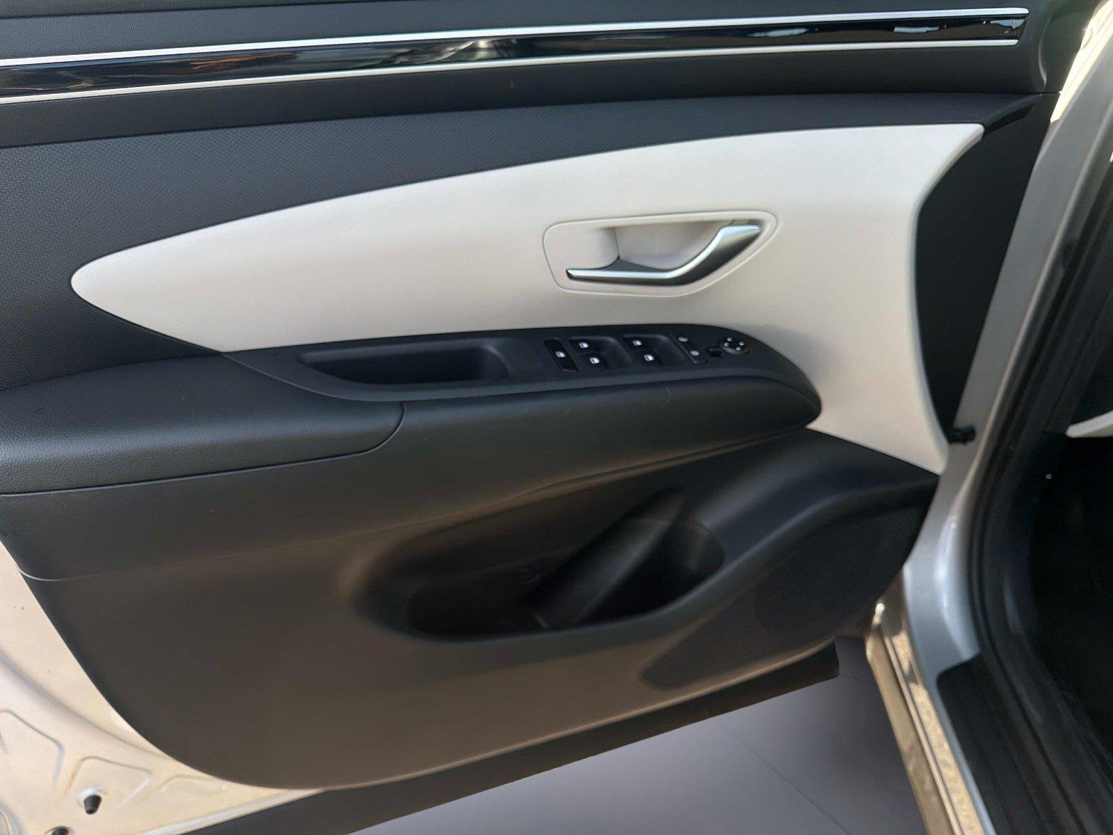 2022 Hyundai Tucson SE