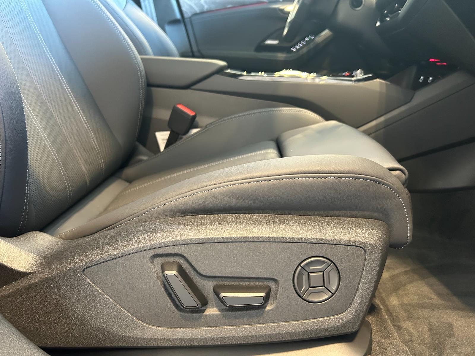 2025 AUDI A6 E-TRON PREST