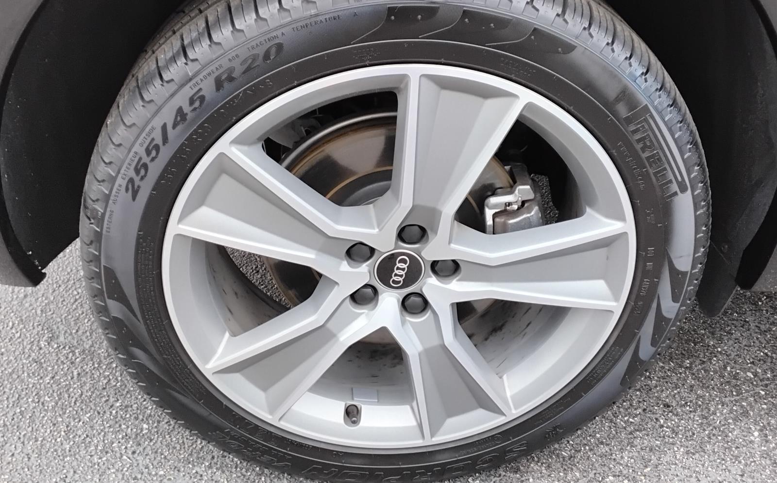 2025 Audi Q5 S line Premium