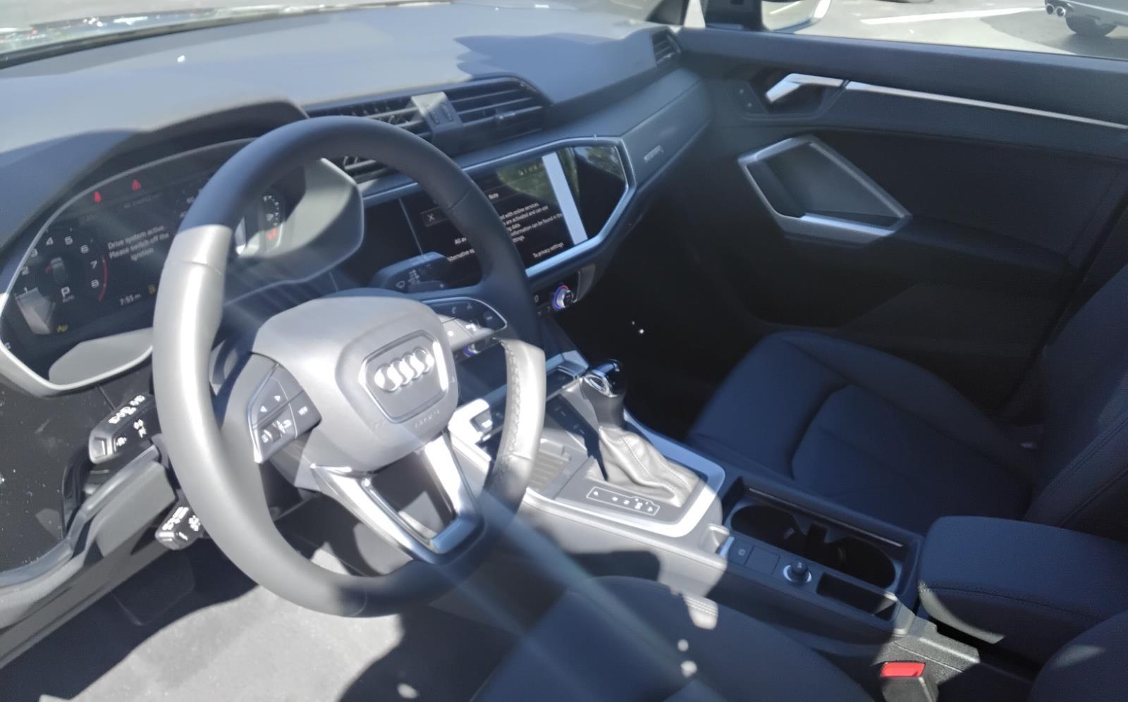 2025 Audi Q3 S line Premium