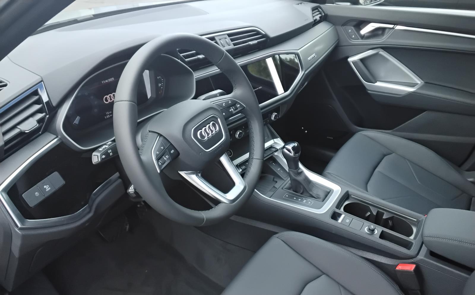 2025 Audi Q3 S line Premium