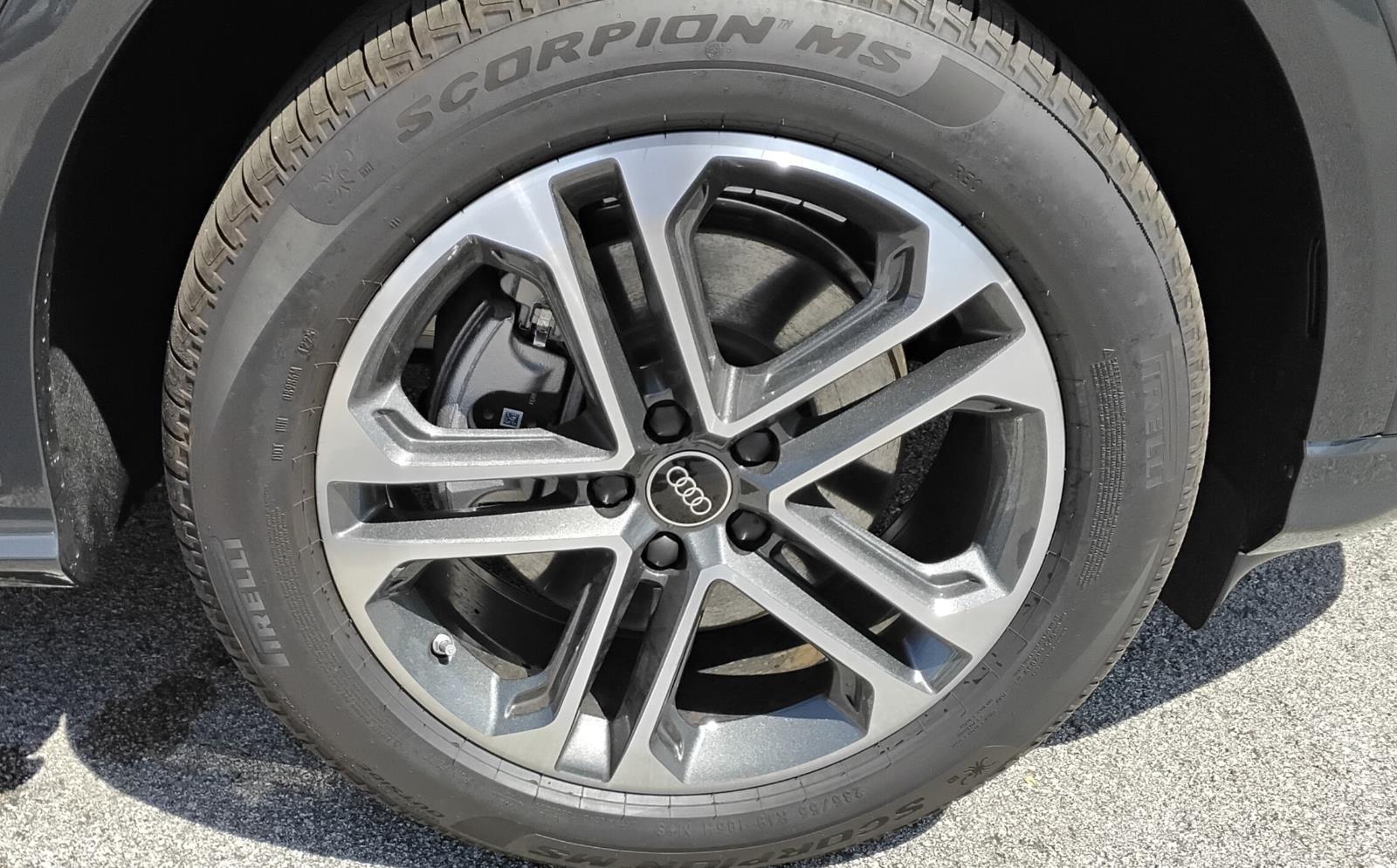 2025 Audi Q5 Premium Plus