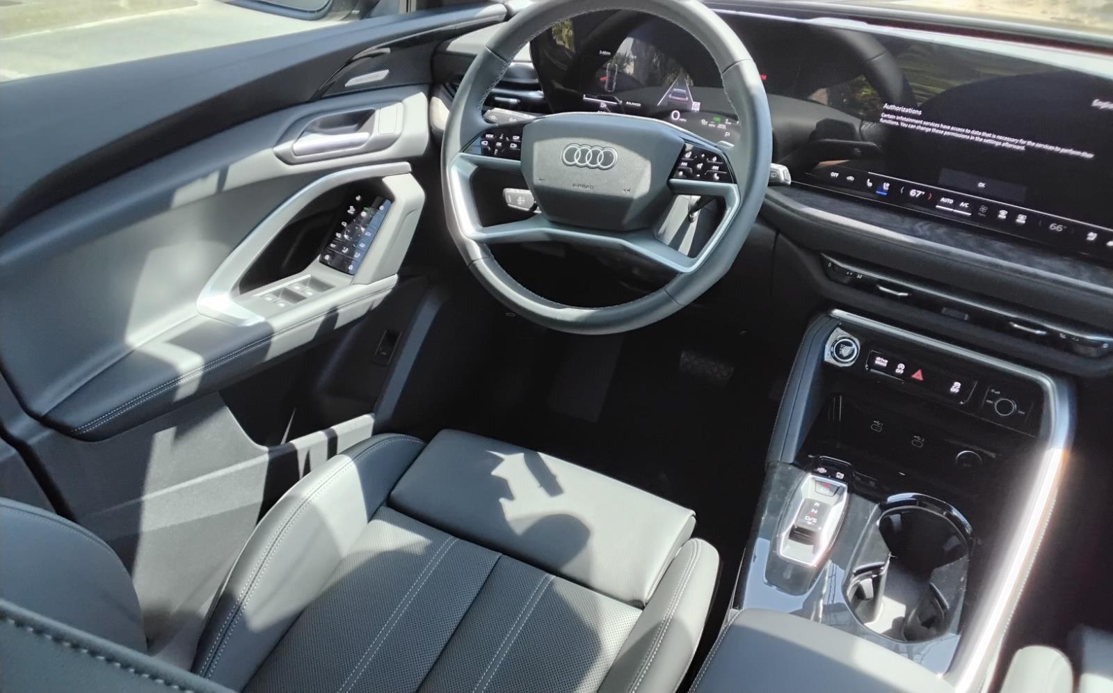 2025 Audi Q5 Premium Plus