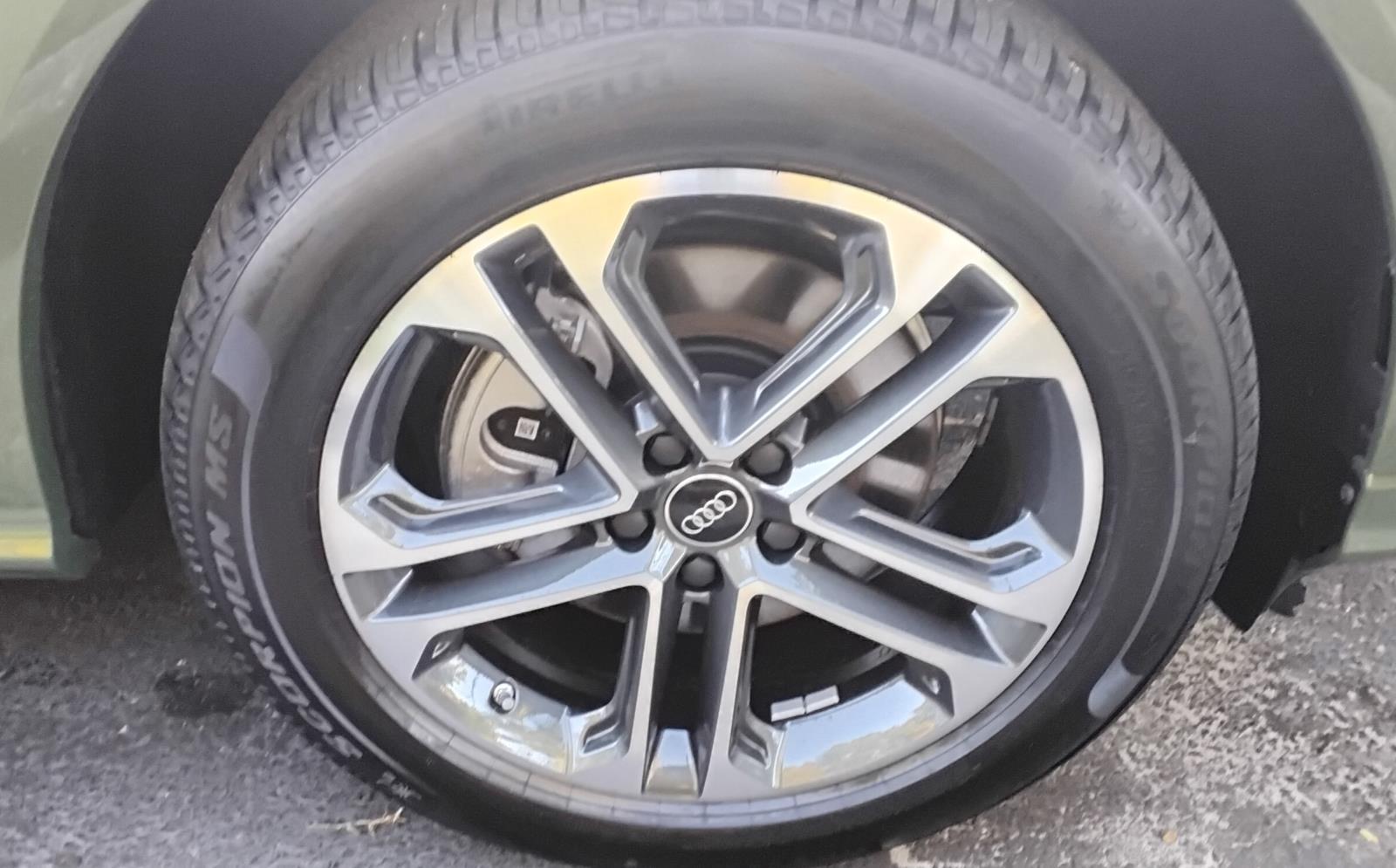 2025 Audi Q5 Premium Plus