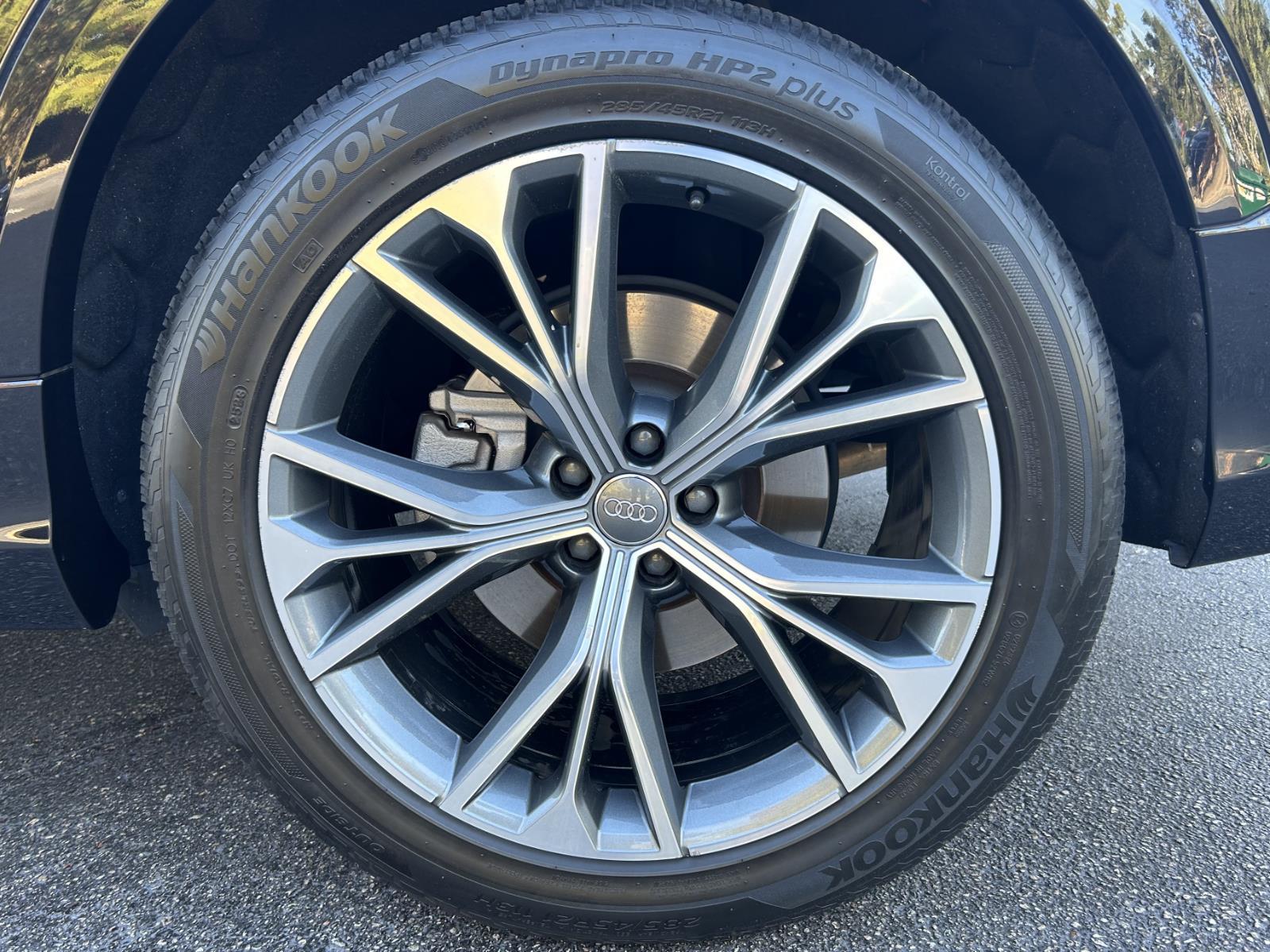 2021 Audi Q8 Premium Plus