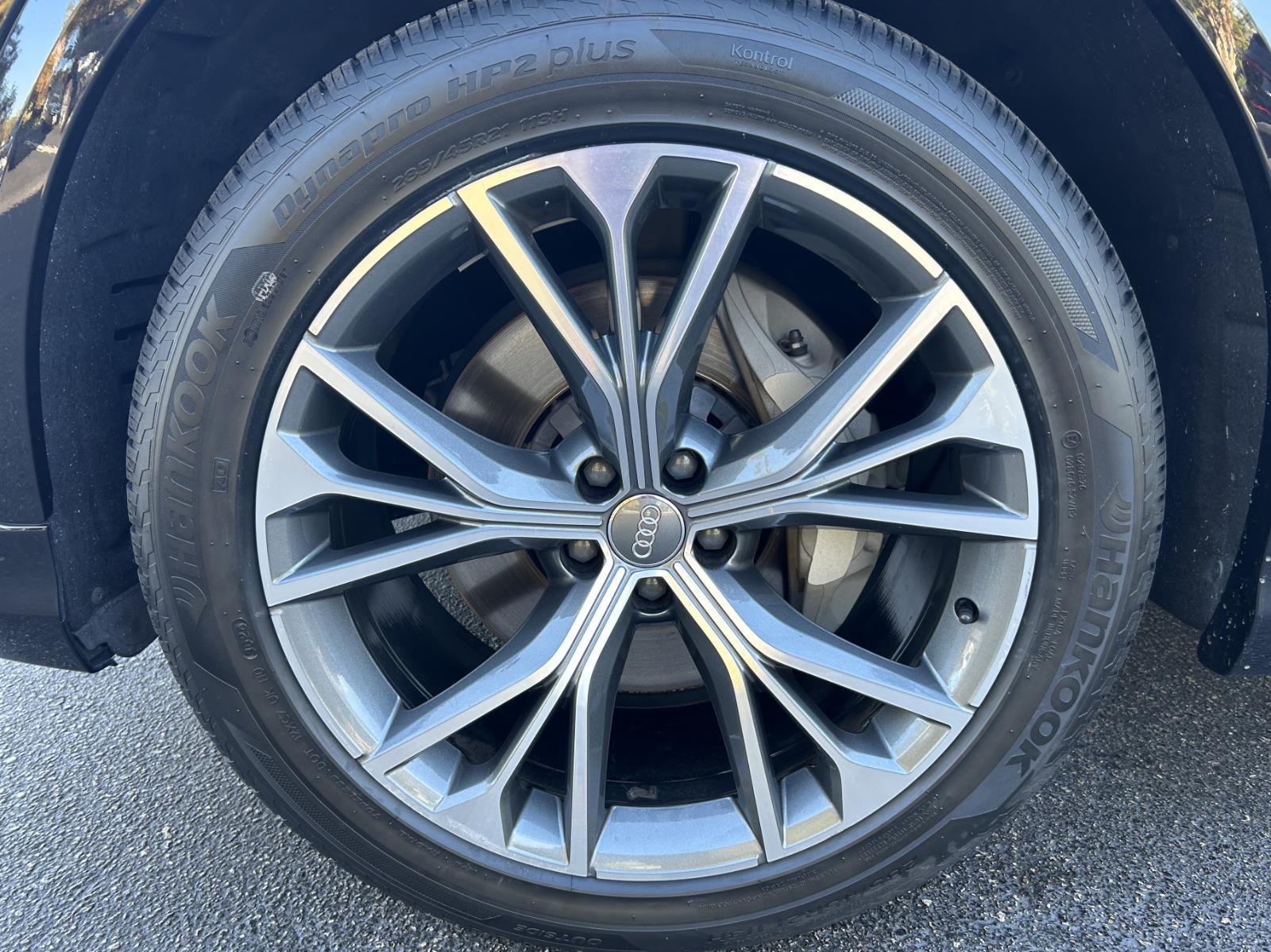 2021 Audi Q8 Premium Plus