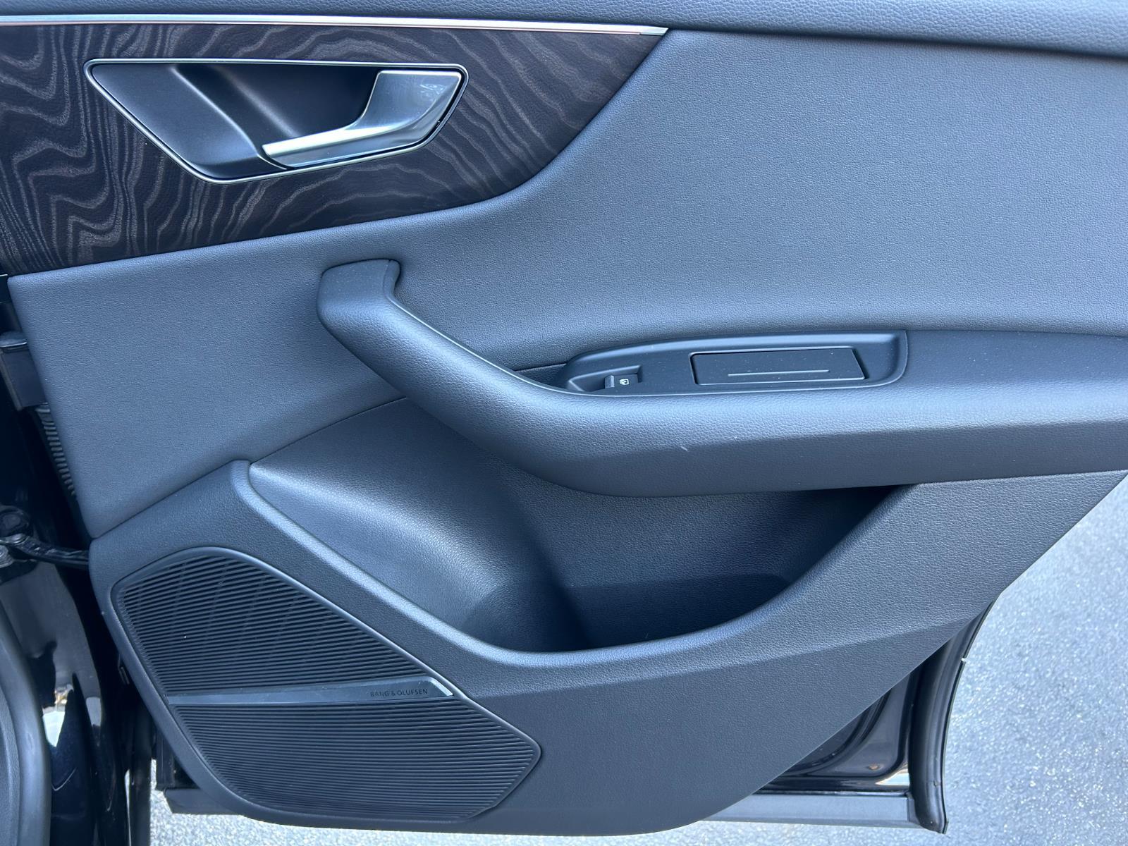 2021 Audi Q8 Premium Plus