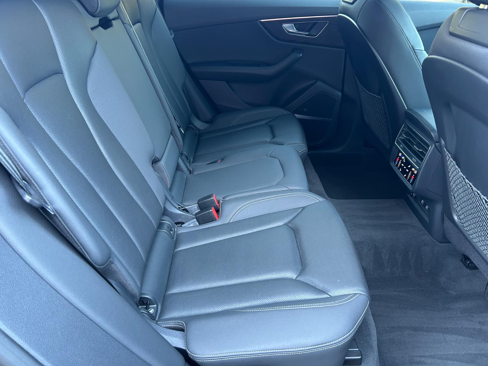 2021 Audi Q8 Premium Plus