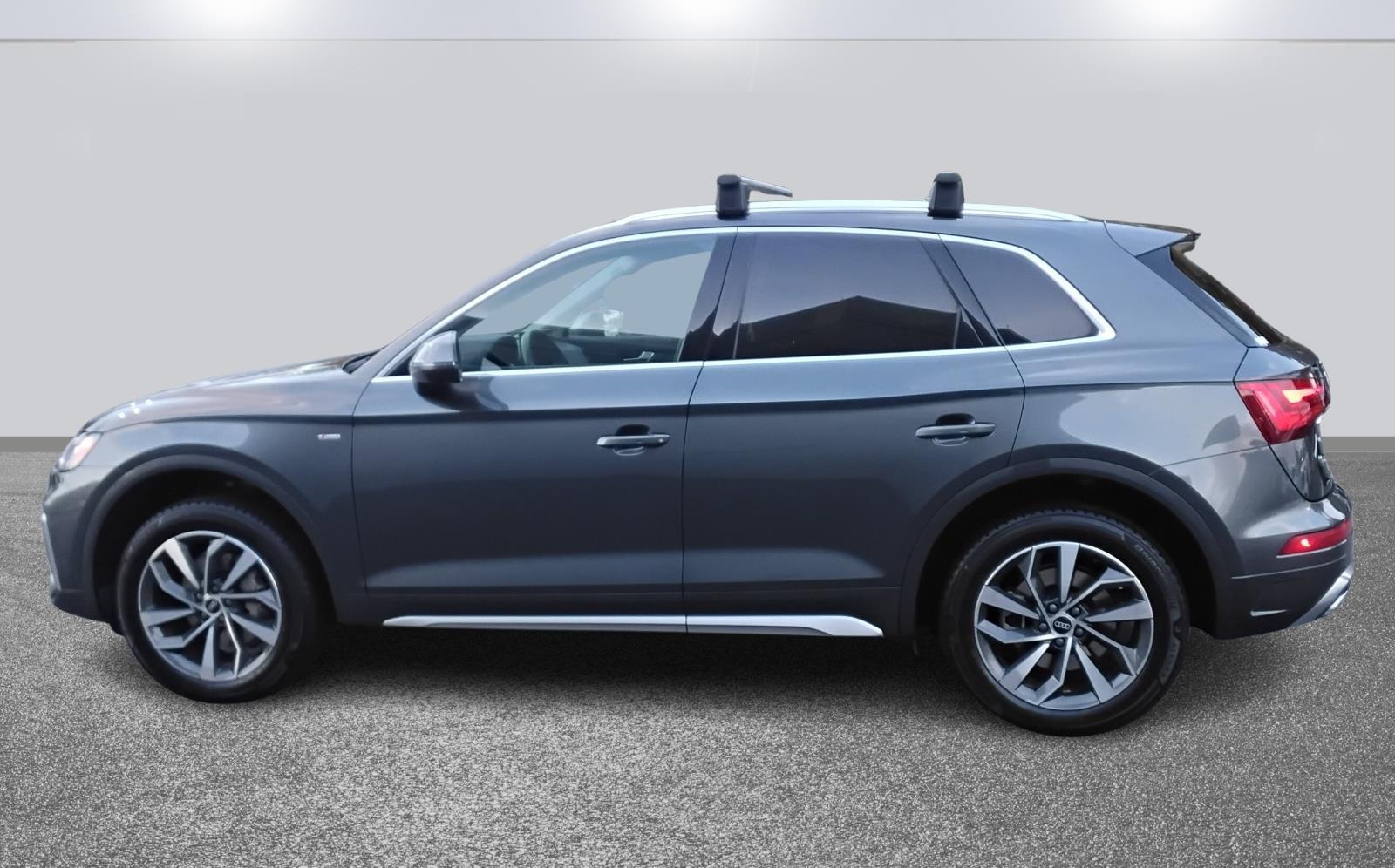 2023 Audi Q5 S line Premium Plus