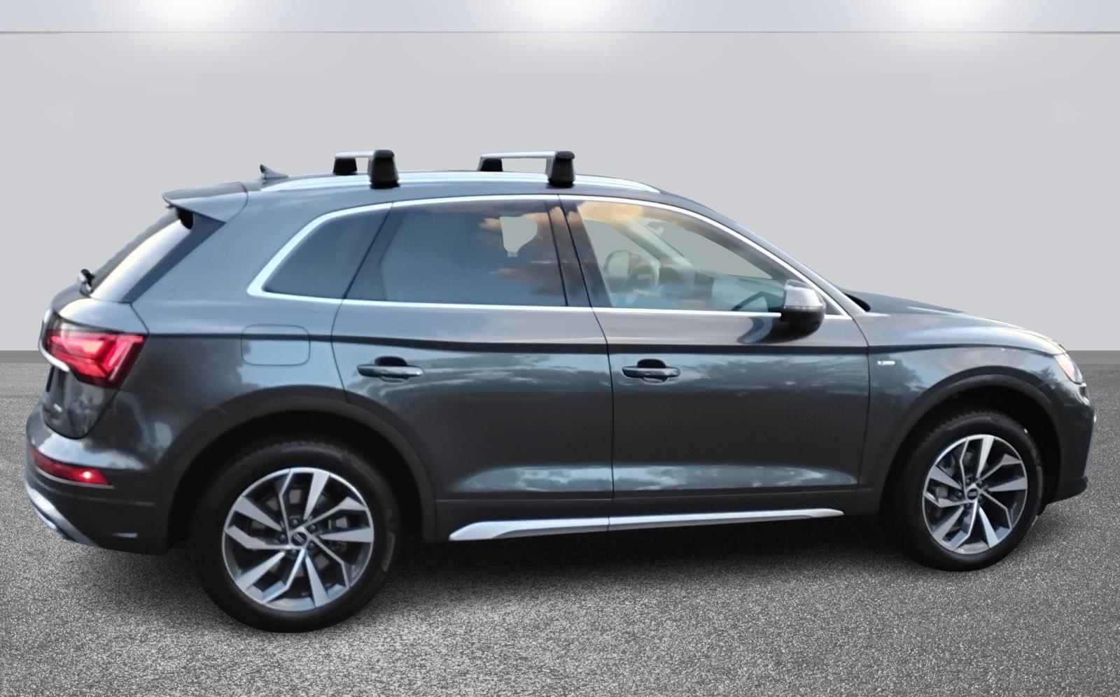 2023 Audi Q5 S line Premium Plus