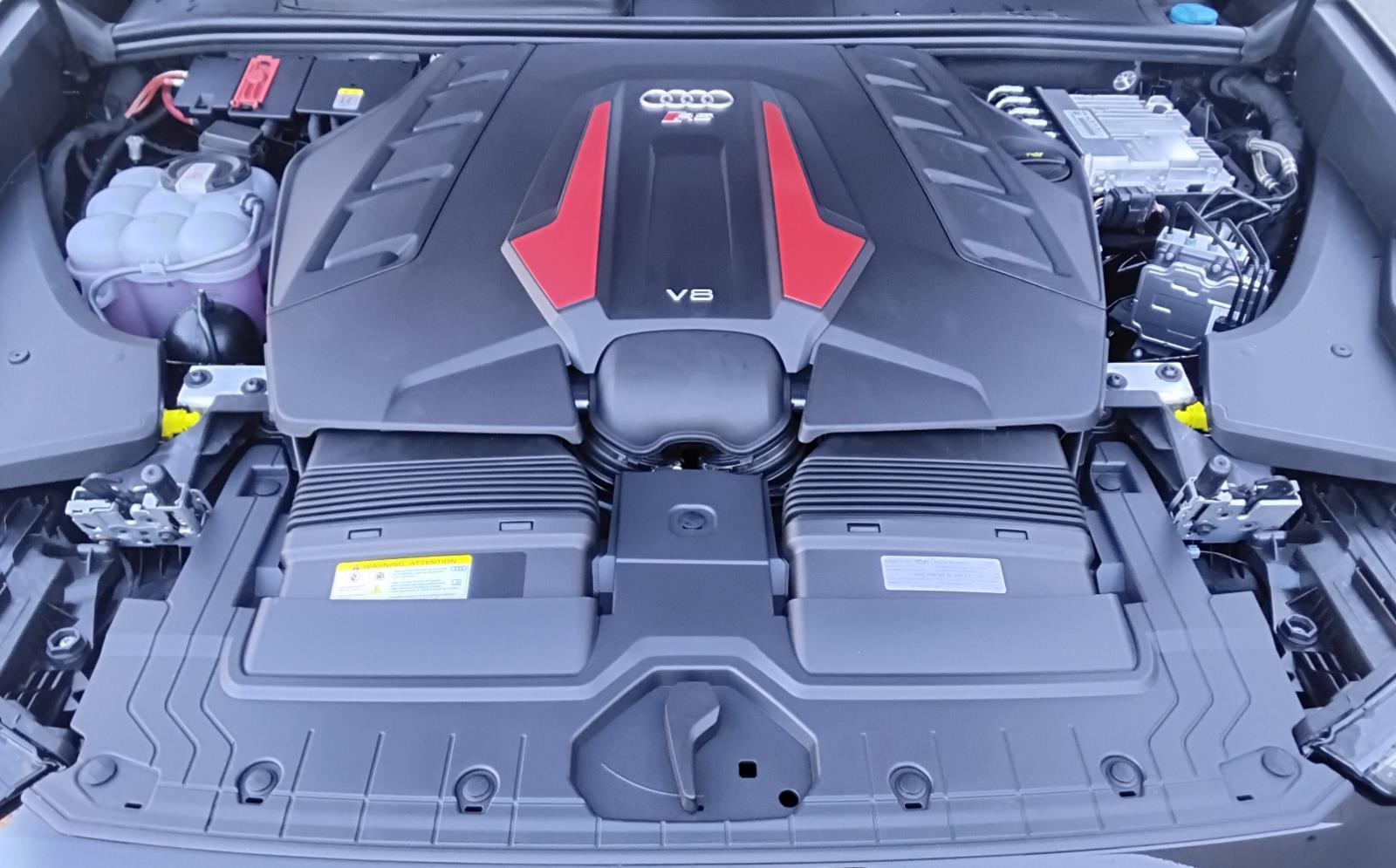 2026 Audi RS Q8 performance