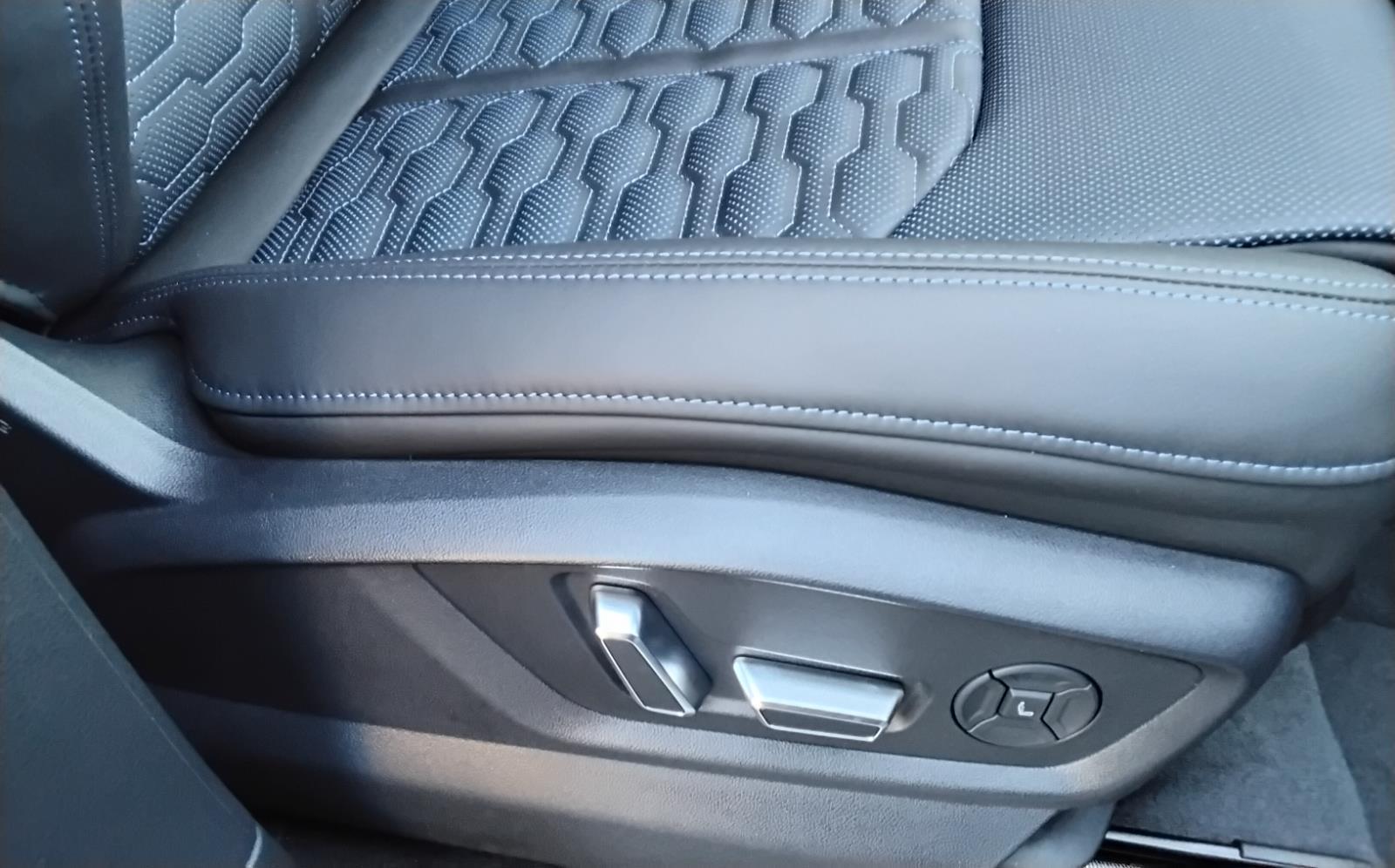 2026 Audi RS Q8 performance