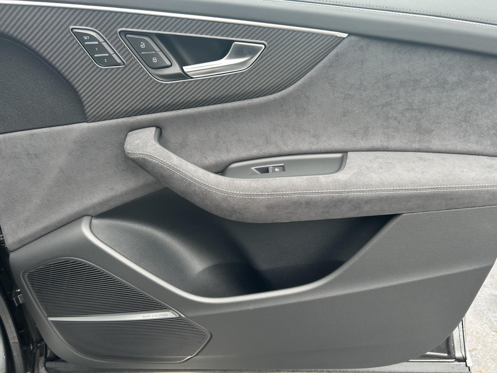 2026 Audi RS Q8 performance