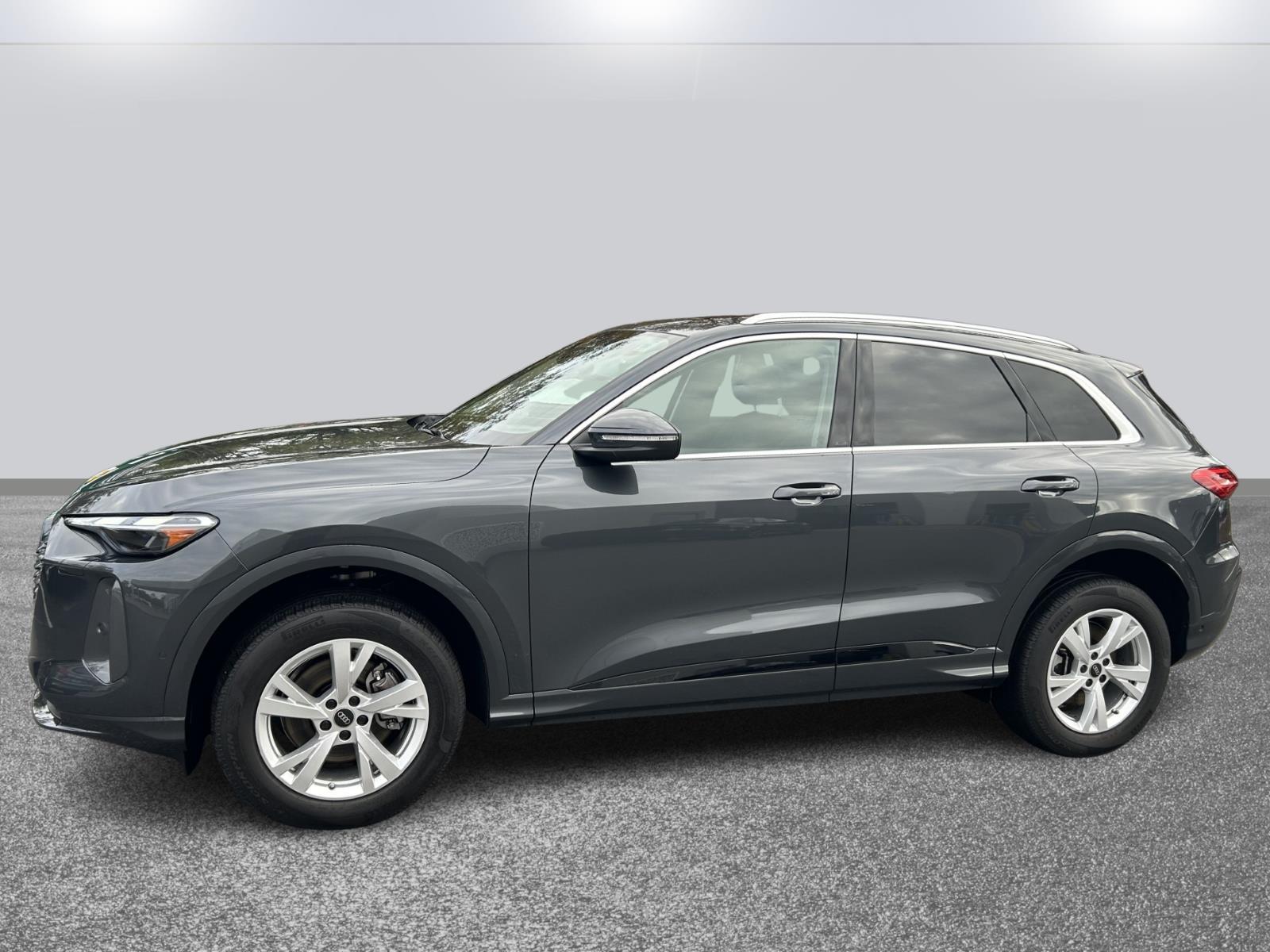 2025 Audi Q5 Premium