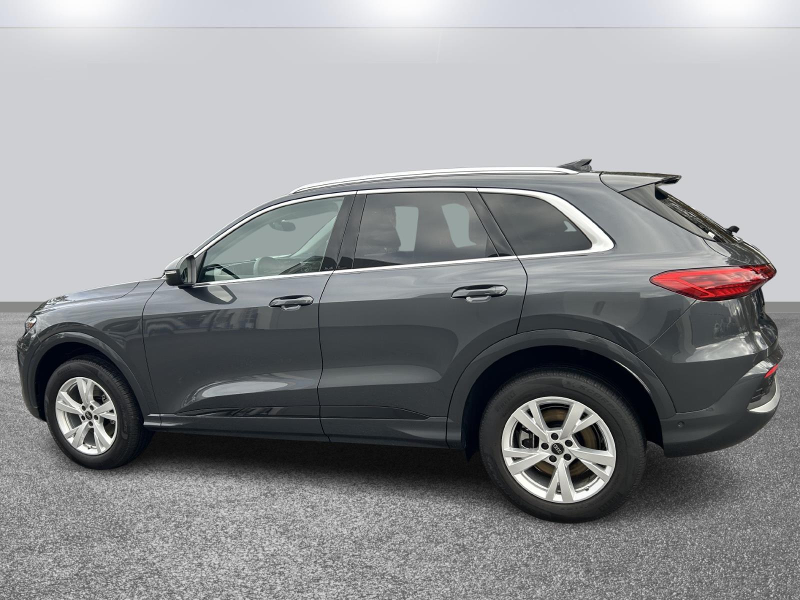 2025 Audi Q5 Premium