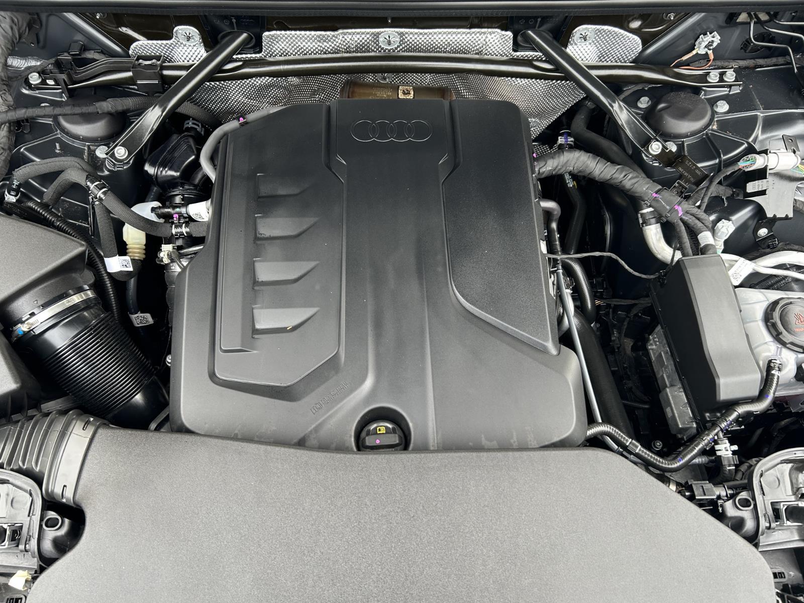 2025 Audi Q5 Premium