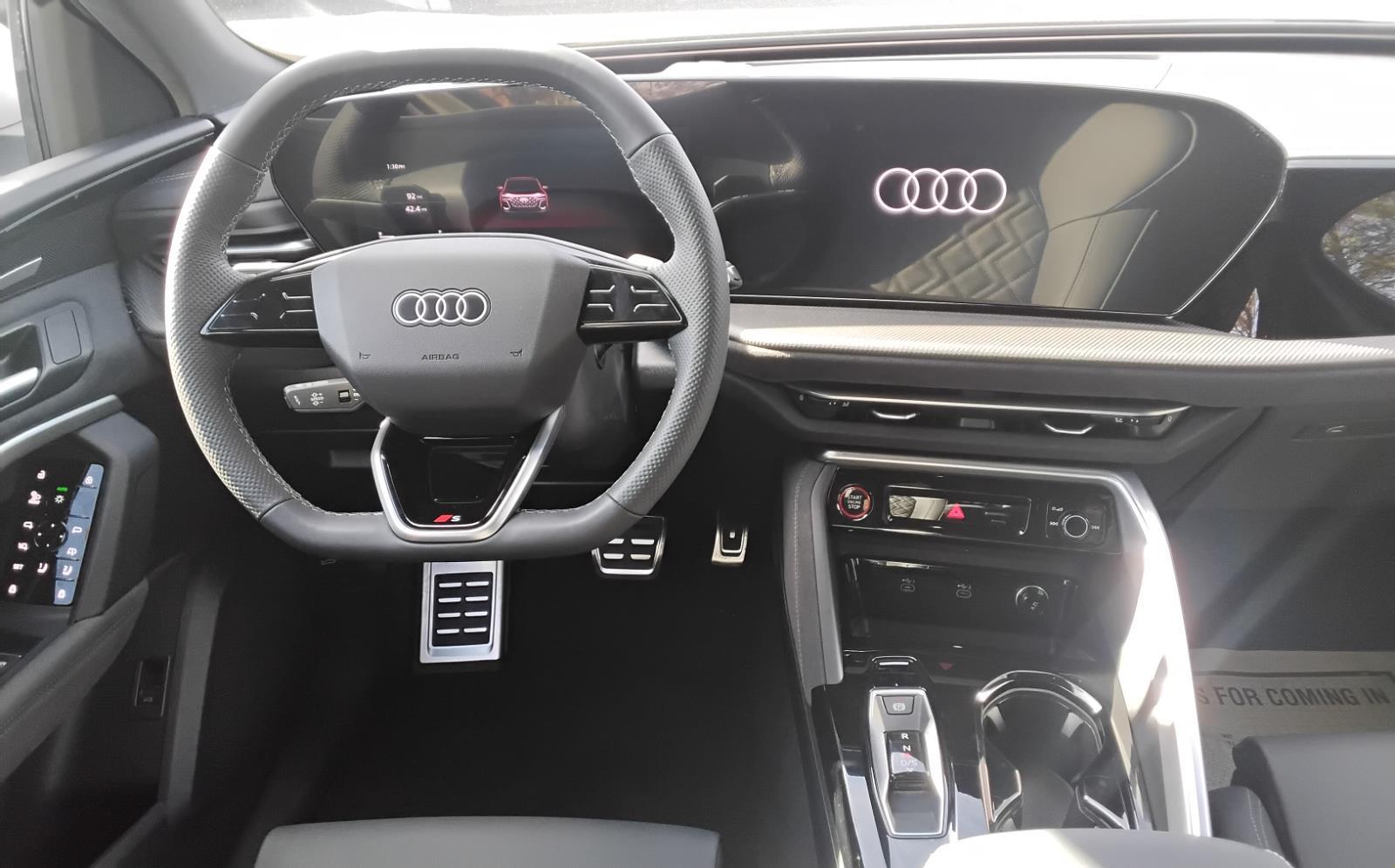 2025 Audi SQ5 Premium Plus