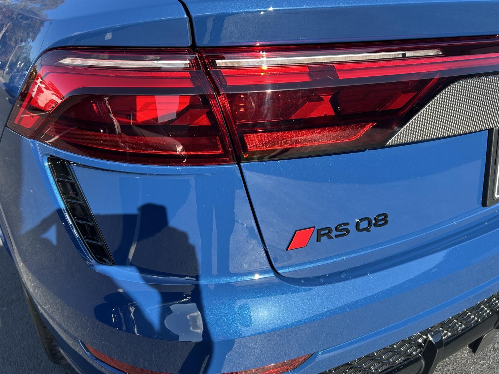 2026 Audi RS Q8 performance