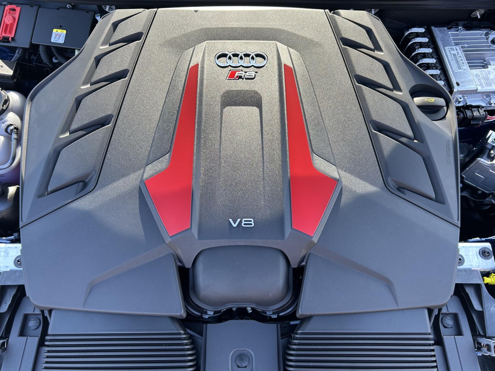 2026 Audi RS Q8 performance