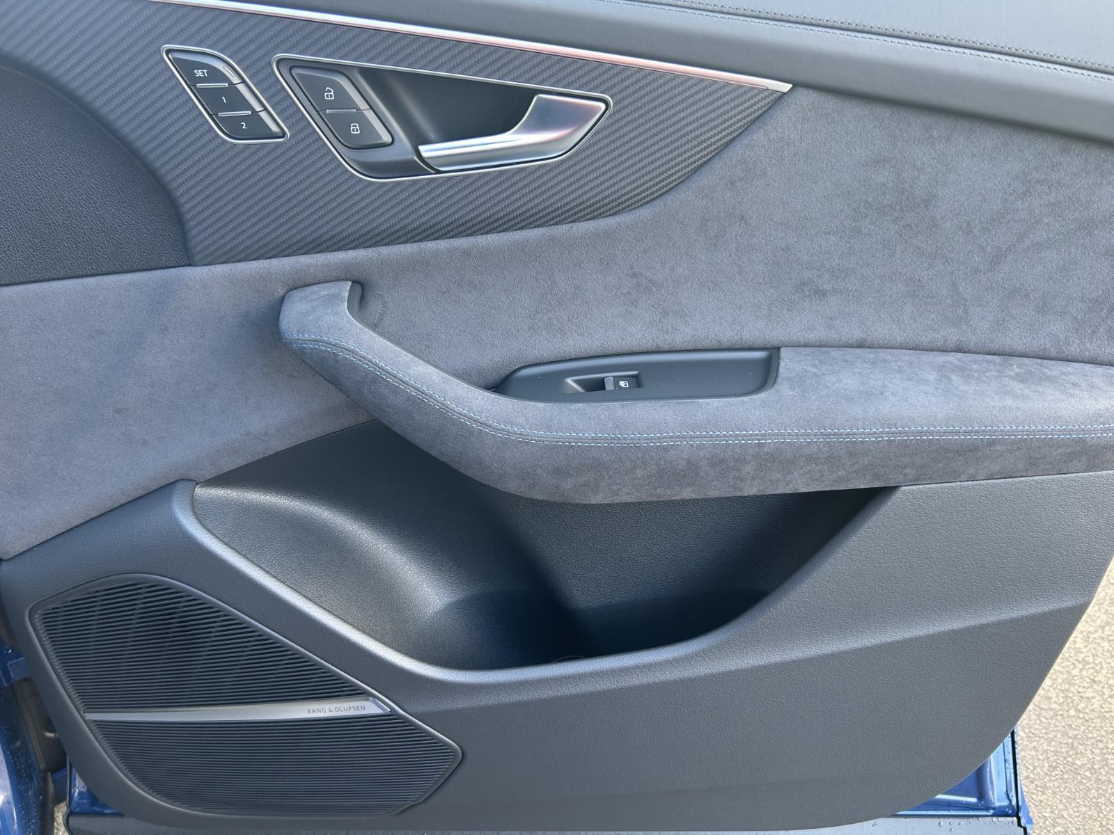 2026 Audi RS Q8 performance