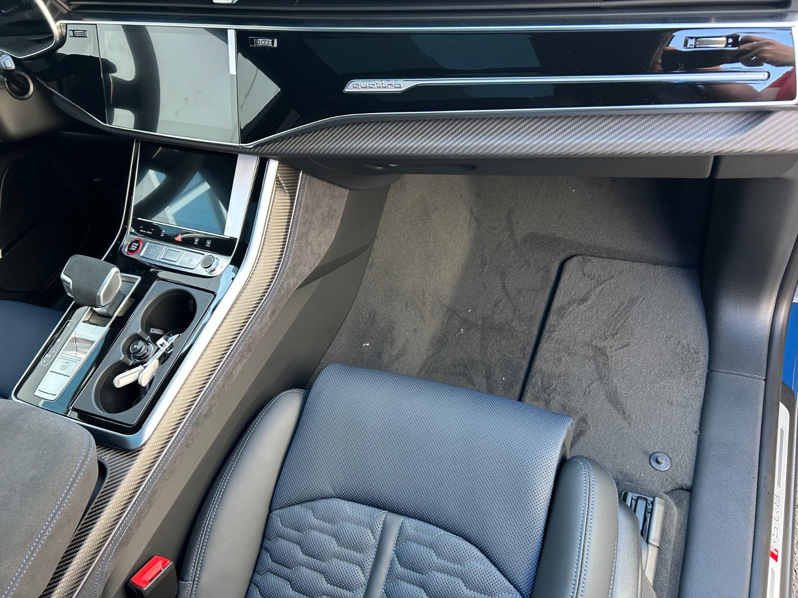 2026 Audi RS Q8 performance