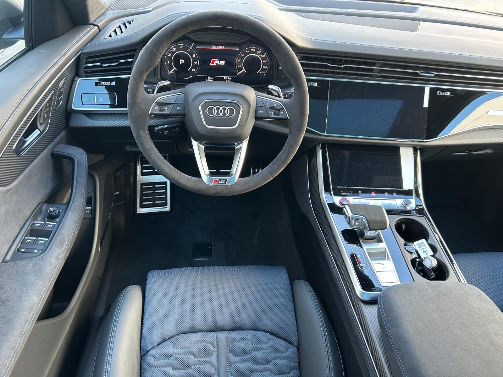 2026 Audi RS Q8 performance