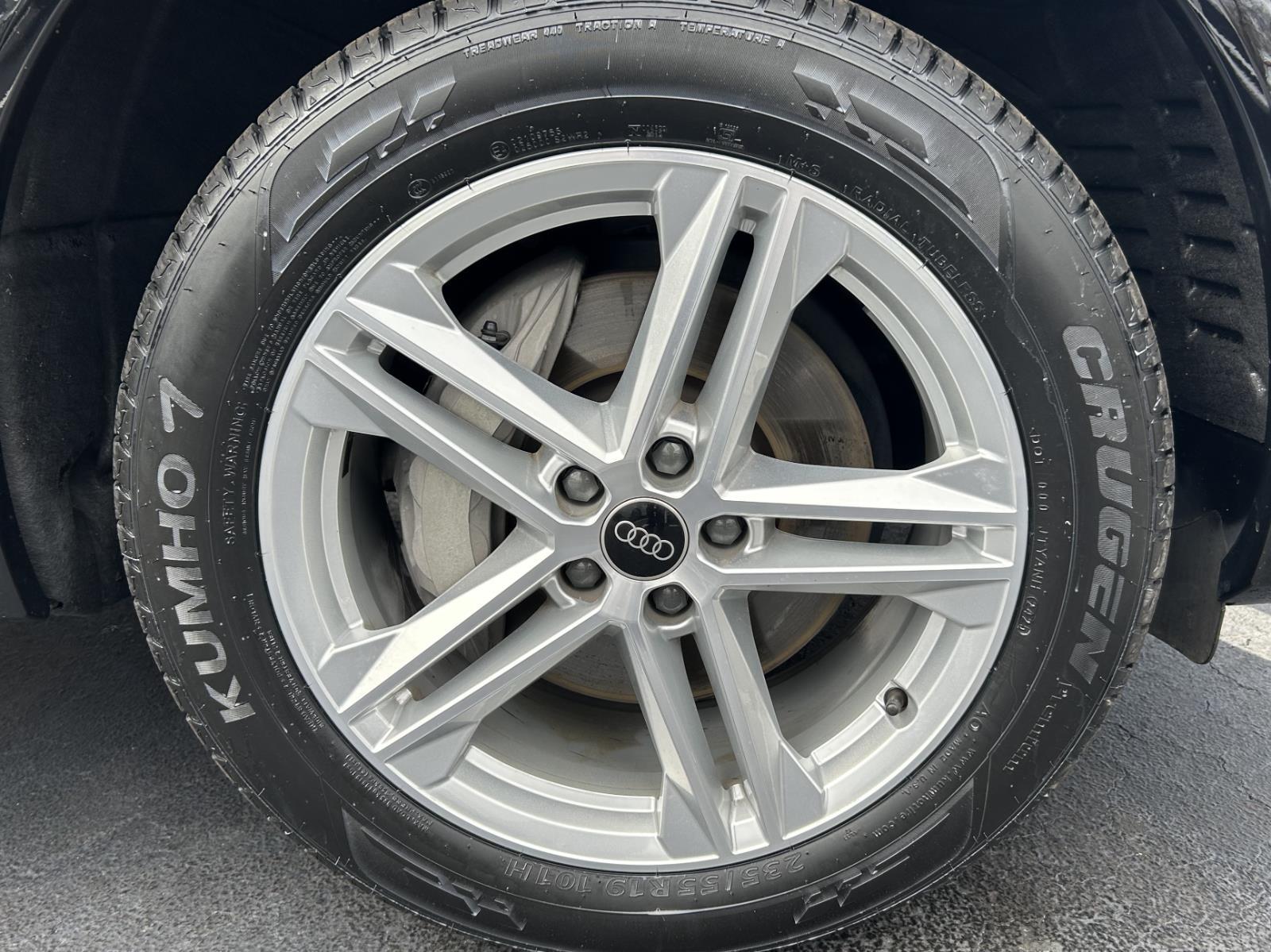 2024 Audi Q5 S line Premium Plus