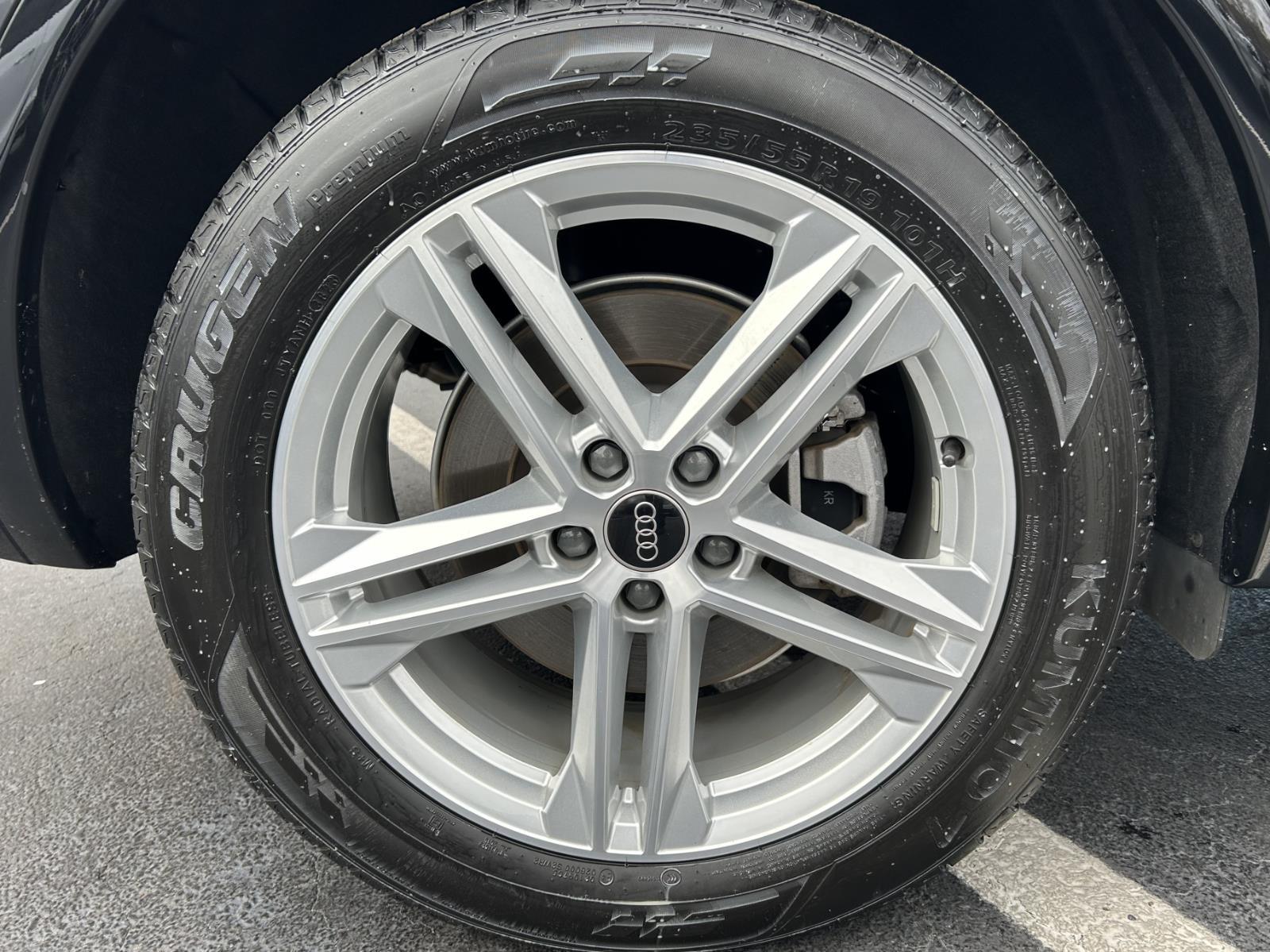 2024 Audi Q5 S line Premium Plus