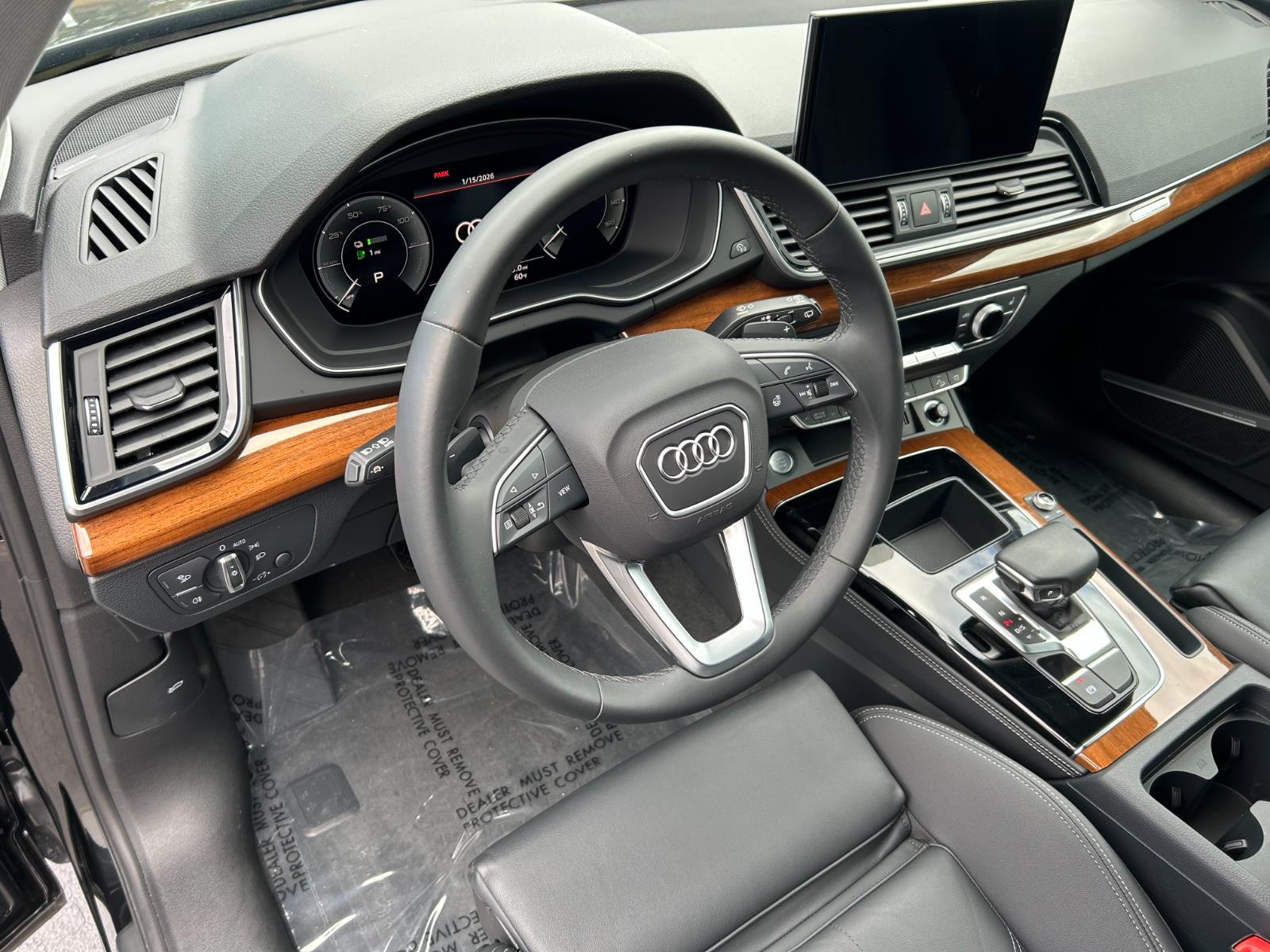 2024 Audi Q5 S line Premium Plus