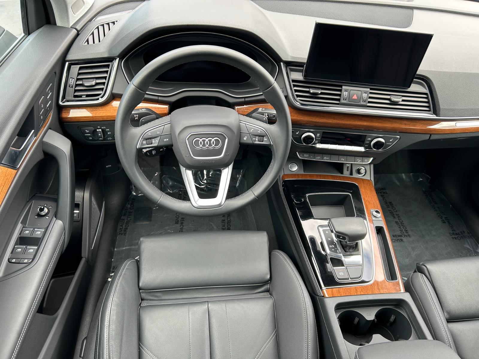 2024 Audi Q5 S line Premium Plus