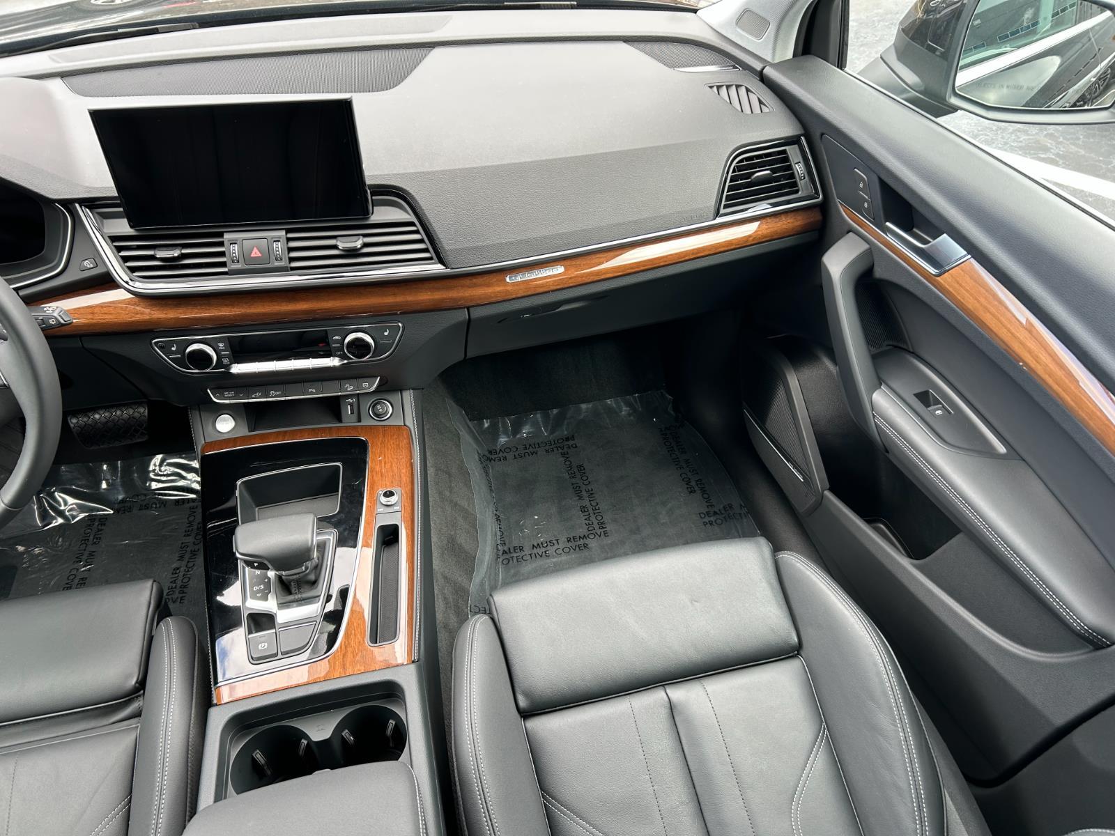 2024 Audi Q5 S line Premium Plus