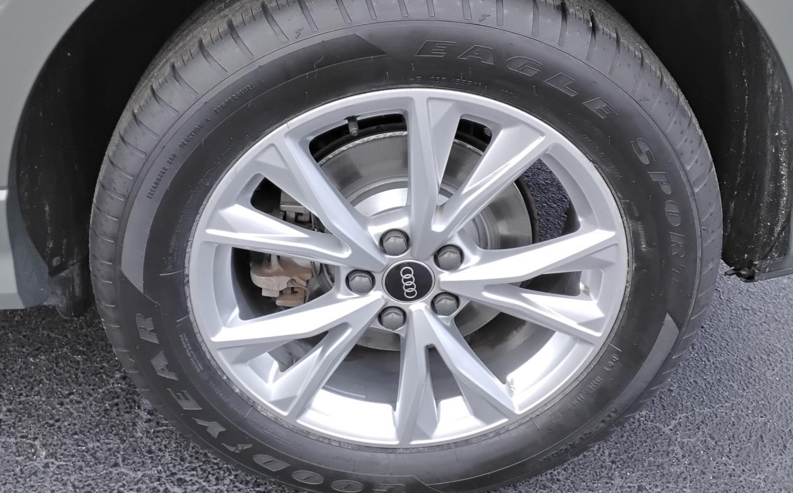 2022 Audi Q3 S line Premium Plus