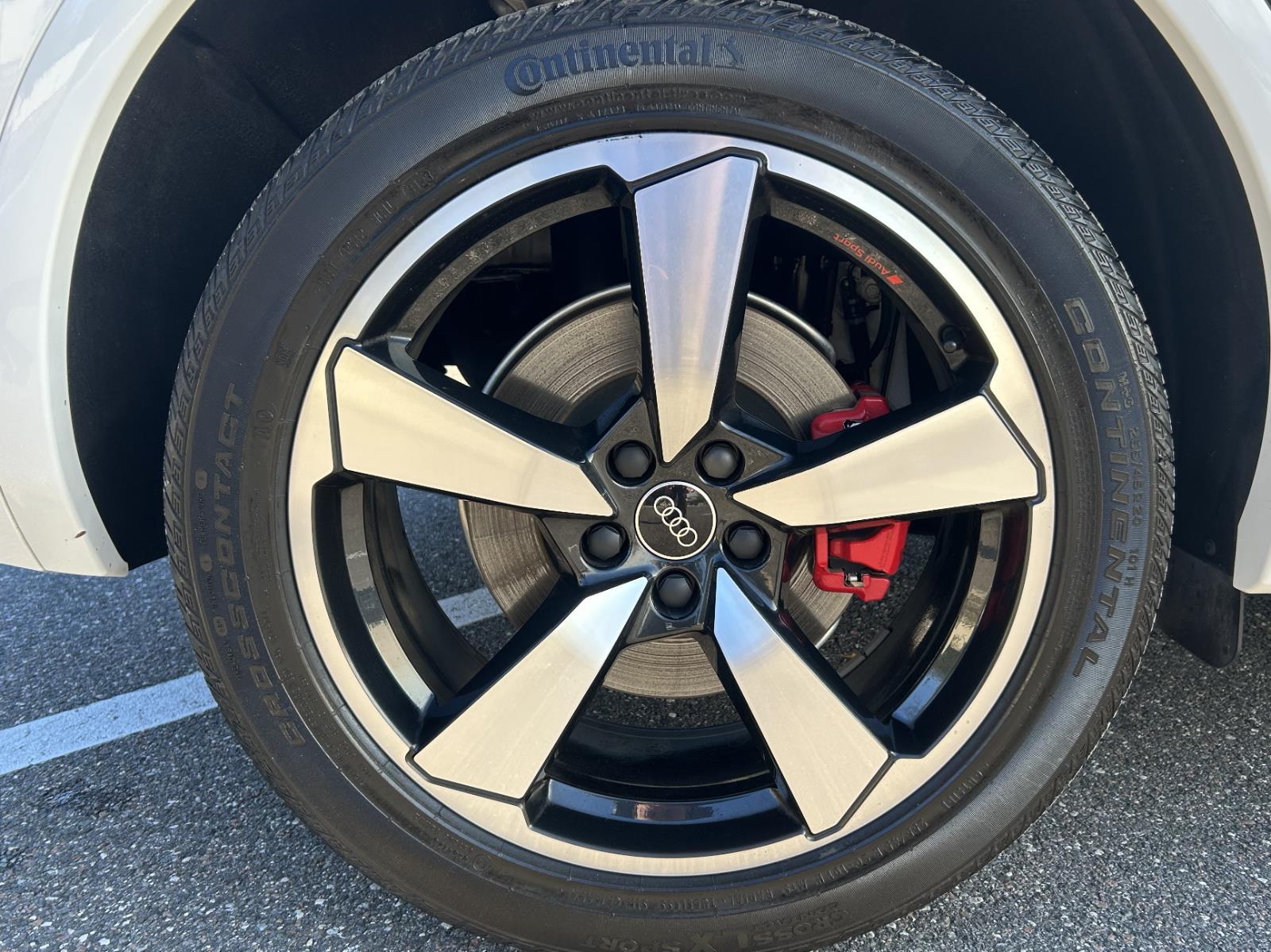 2024 Audi Q5 S line Premium Plus