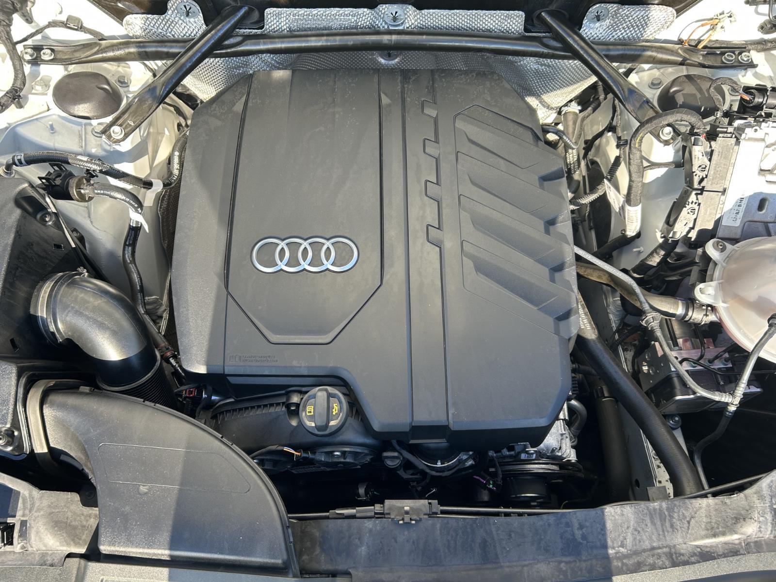 2024 Audi Q5 S line Premium Plus