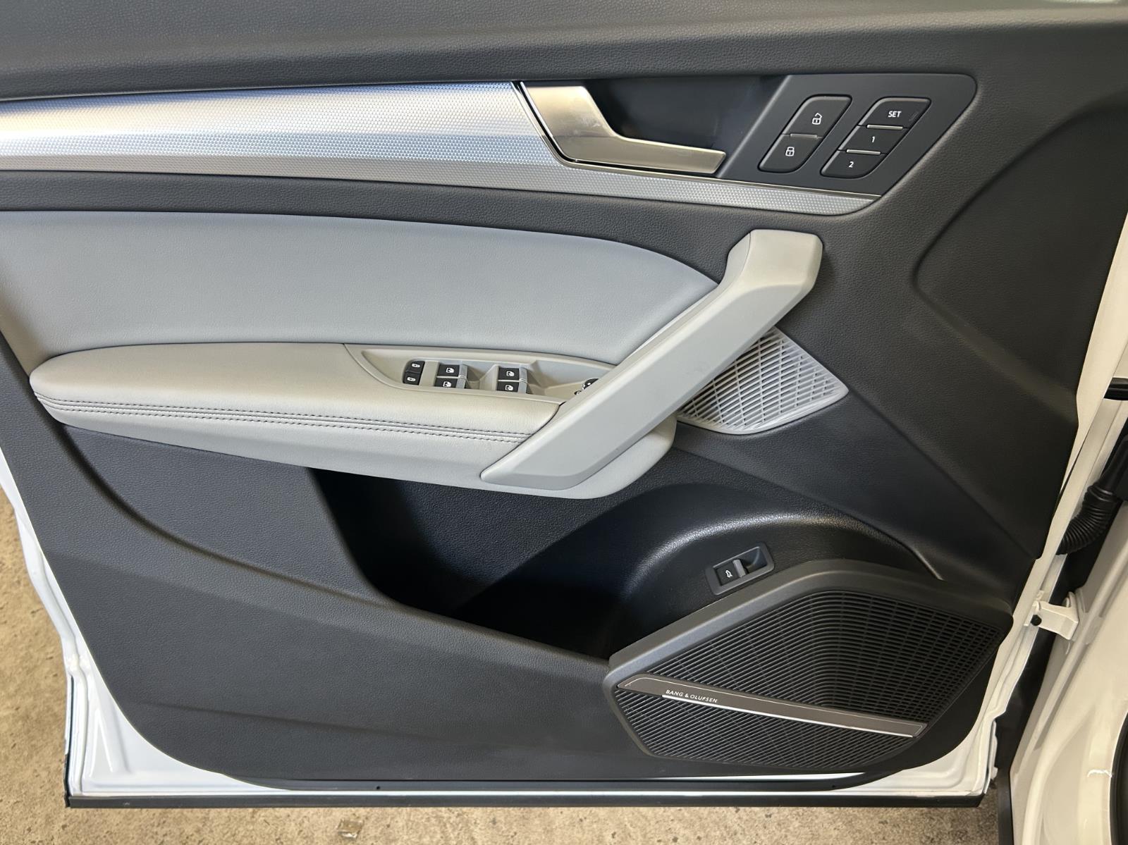 2024 Audi Q5 S line Premium Plus