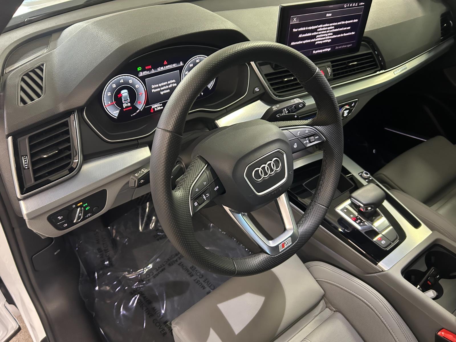 2024 Audi Q5 S line Premium Plus