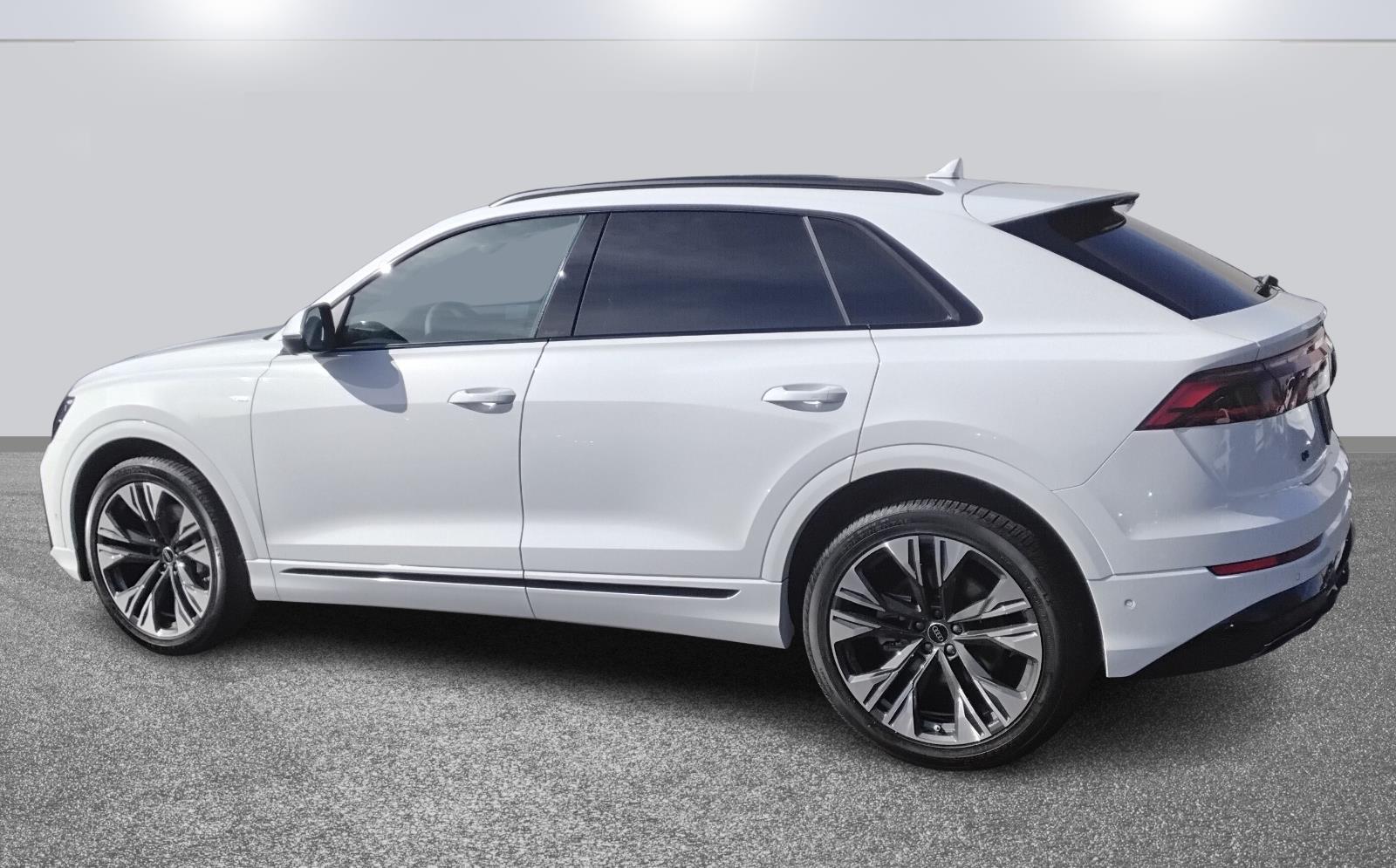 2026 Audi Q8 Premium Plus