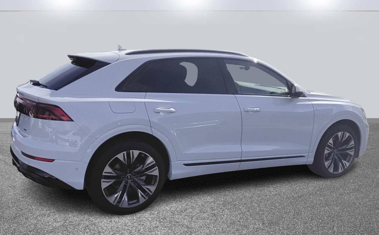 2026 Audi Q8 Premium Plus