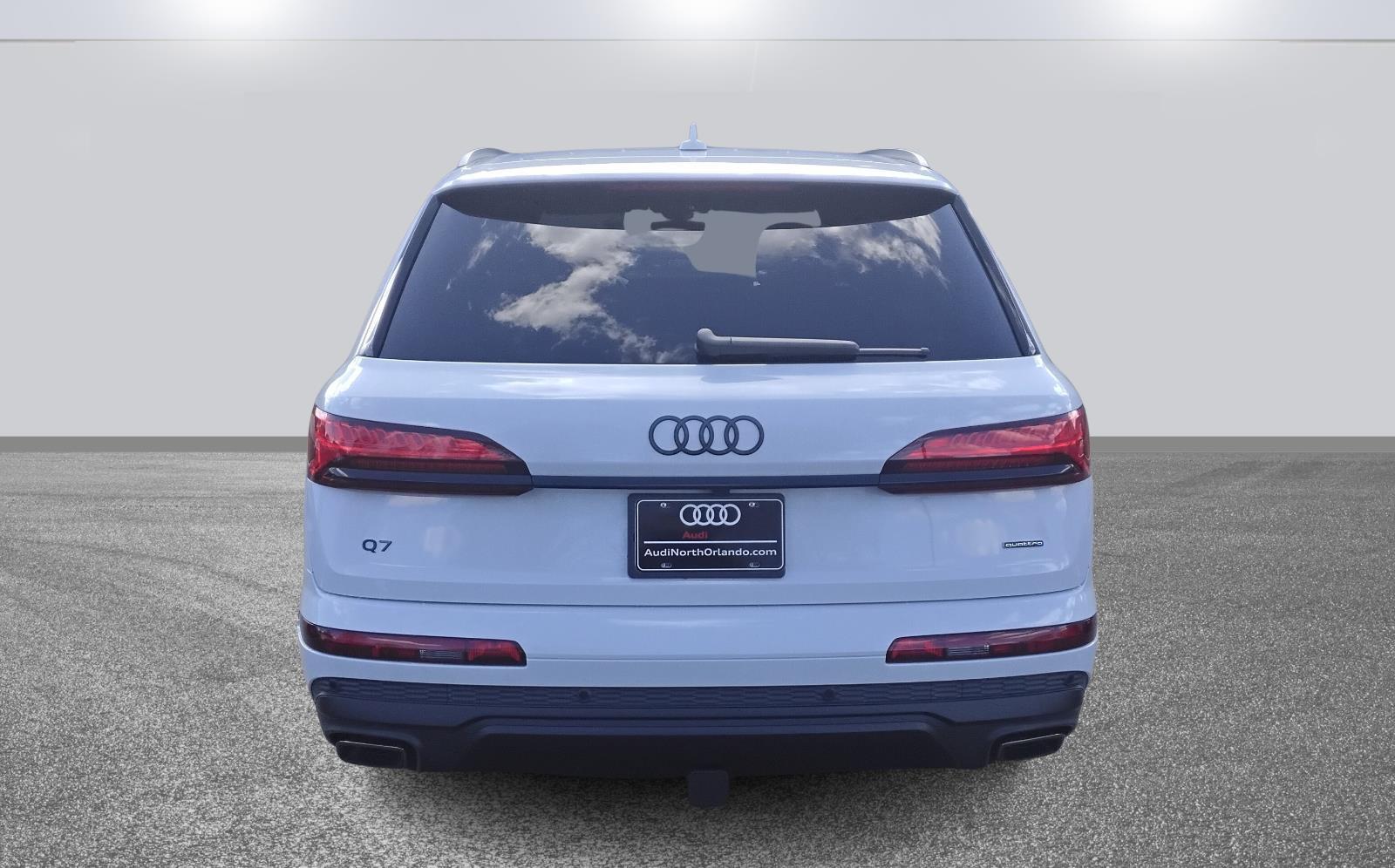 2026 Audi Q7 Premium Plus